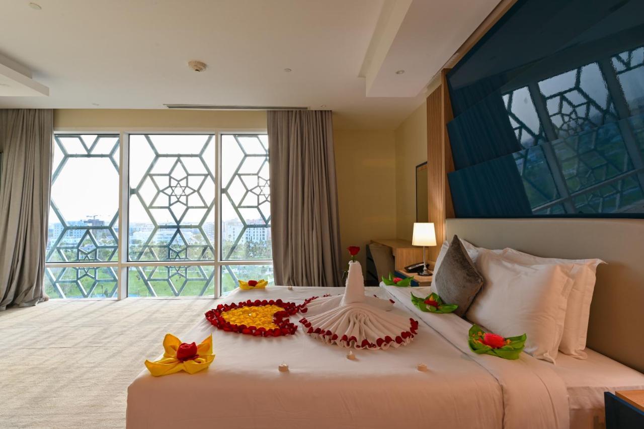Al Mansour Suites Hotel Doha Exteriör bild